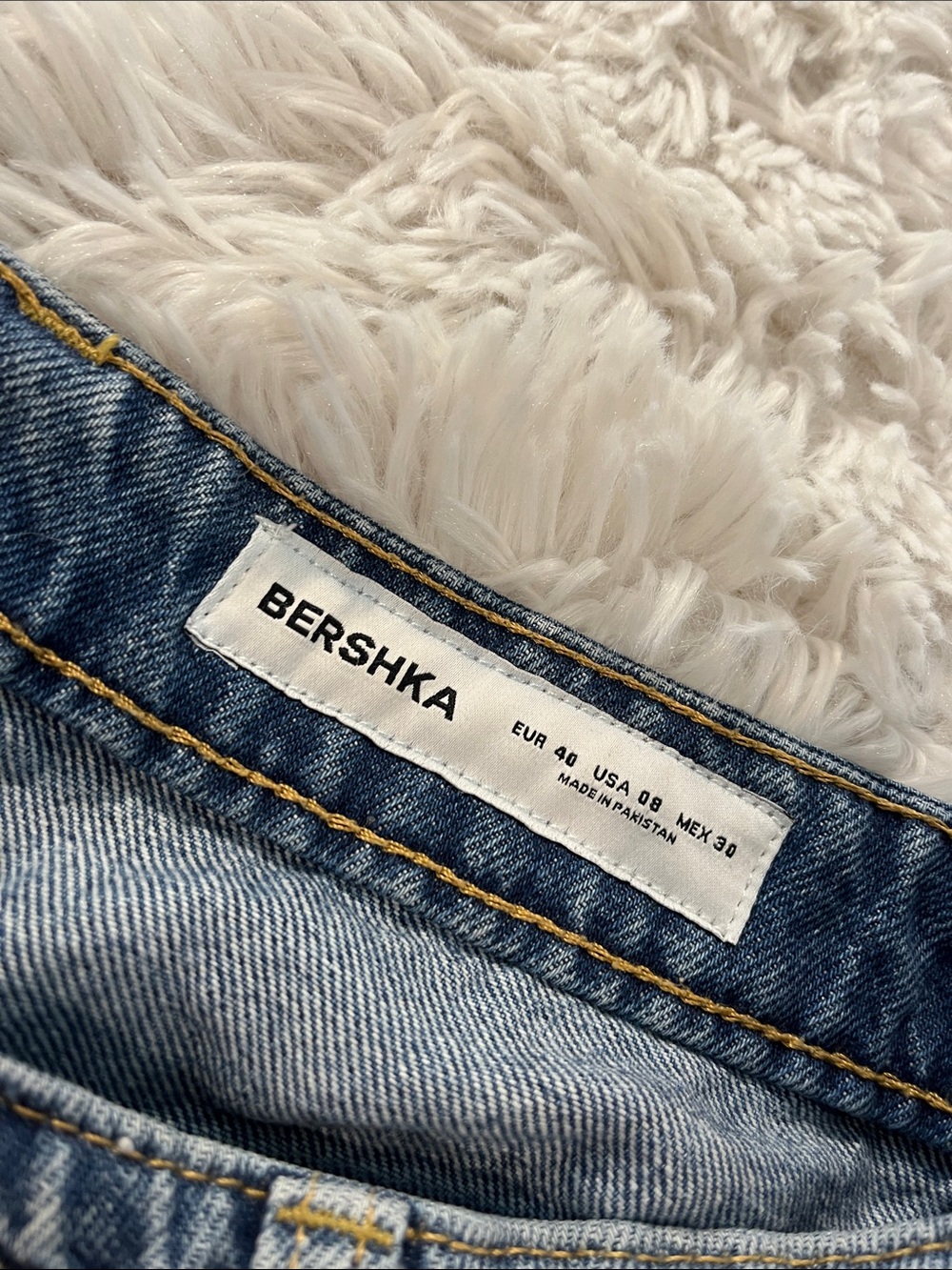 Bershka distressed shorts 8 - Picture 4 of 5